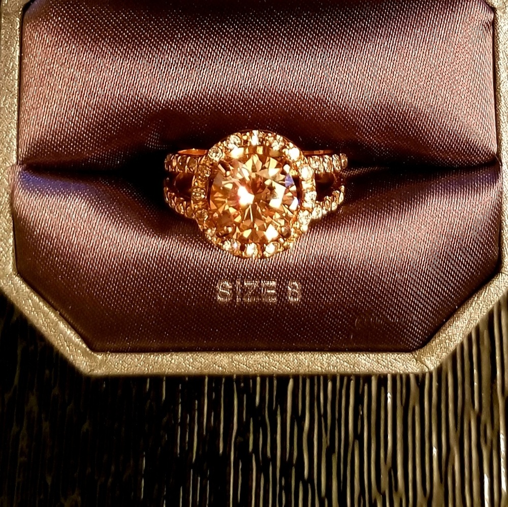 Rose Gold Ring with Amber Toned Jewel
